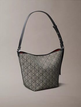 Jacquard-veske med emblem-logo over hele overflaten og lomme