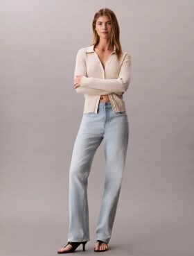 Jeans med høy midje og rett ben Jeans med høy midje og rett ben