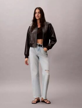 Jeans med høy midje og rett ben Jeans med høy midje og rett ben