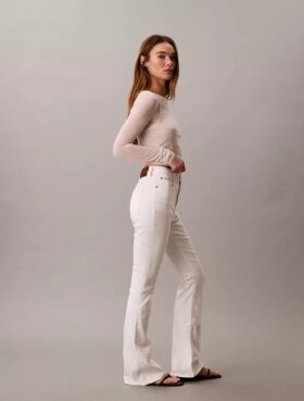 Jeans med høy midje og utvidet ben Jeans med høy midje og utvidet ben
