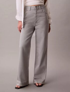 Jeans med superhøy midje og vid ben Jeans med superhøy midje og vid ben