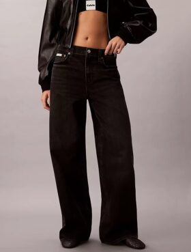 Jeans med vid benvidde Jeans med vid benvidde