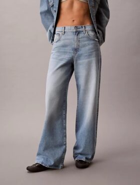 Jeans med vid benvidde