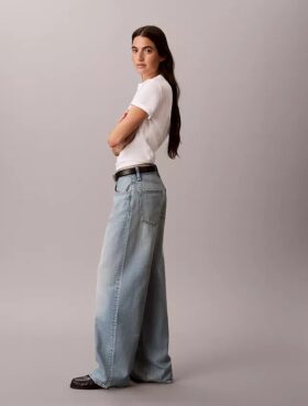 Jeans med vid benvidde