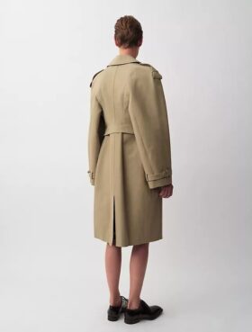 Jones trenchcoat